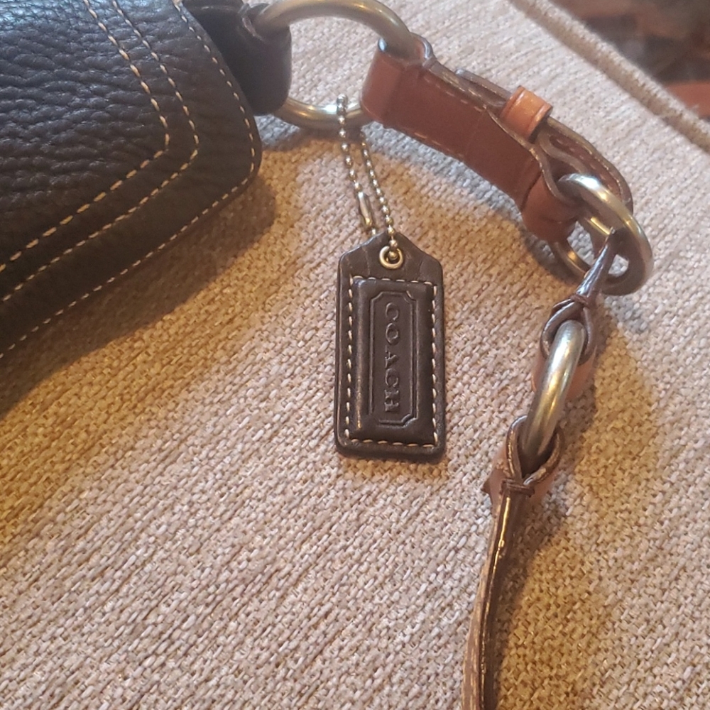 *Coach bag - Picture 3 of 9